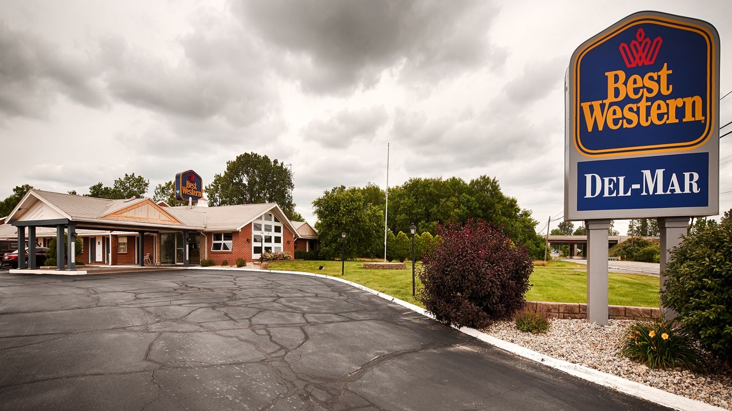 Days Inn By Wyndham Wauseon Экстерьер фото
